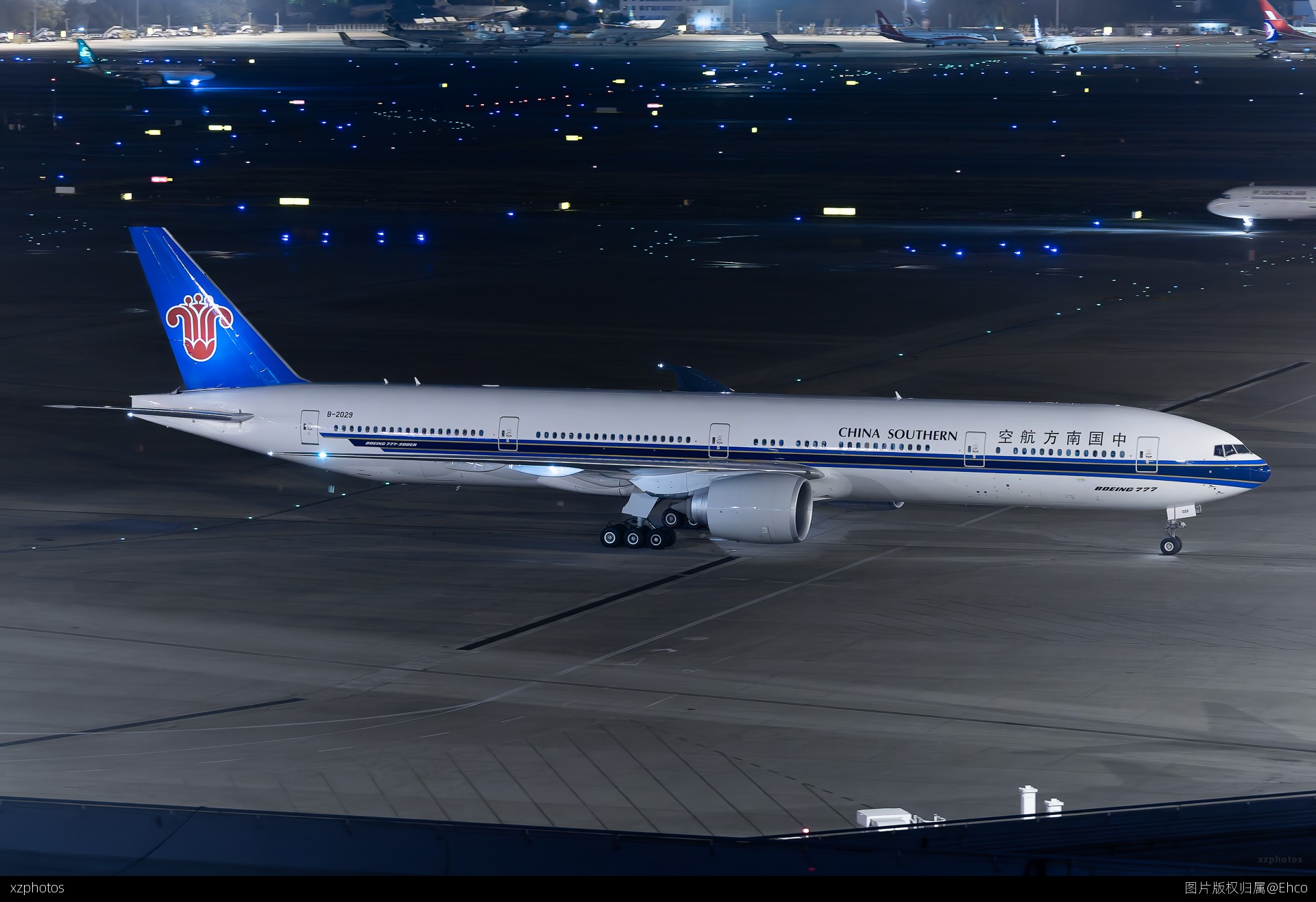 南航777