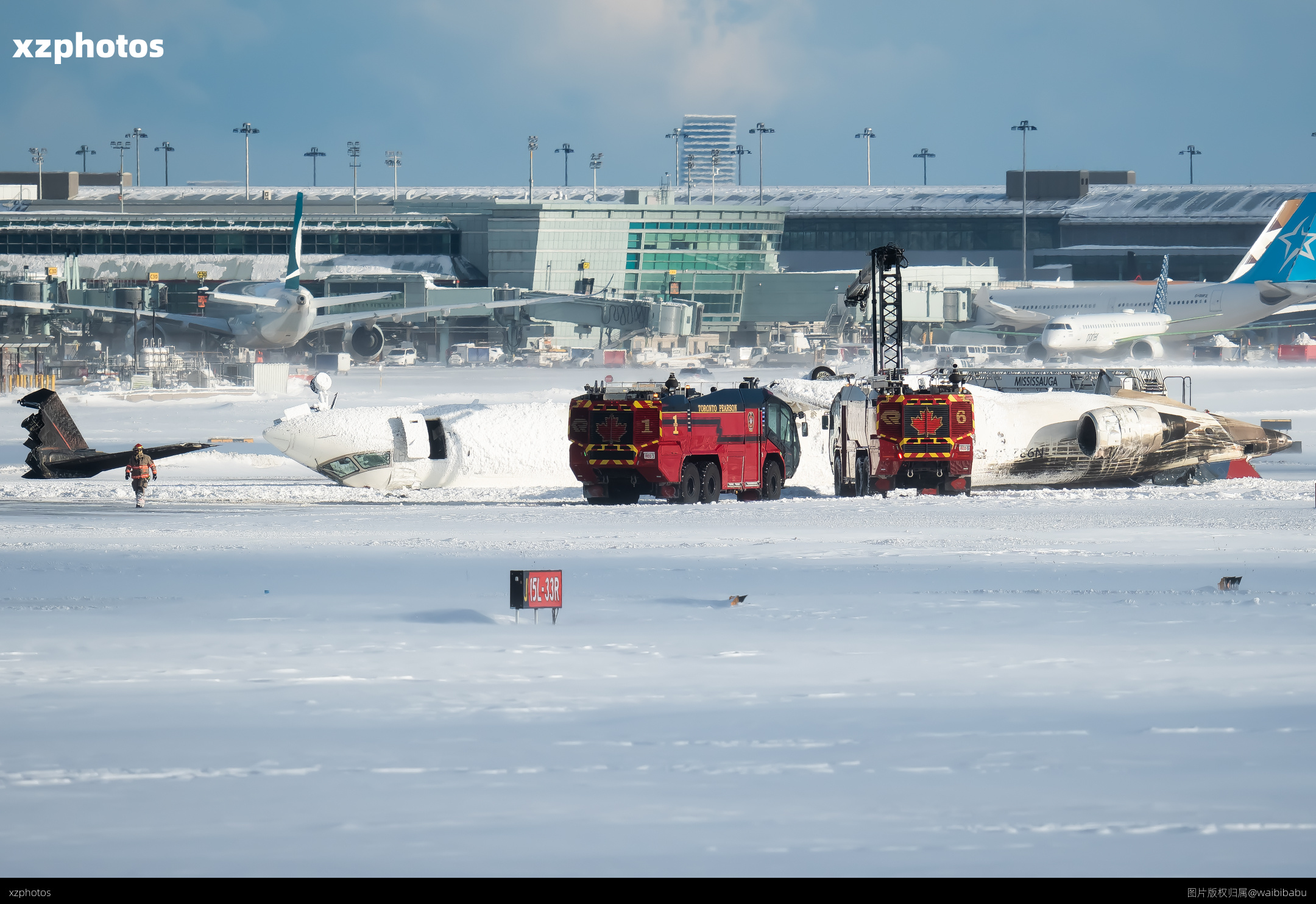 Delta CRJ900LR 多伦多皮尔逊坠机事故