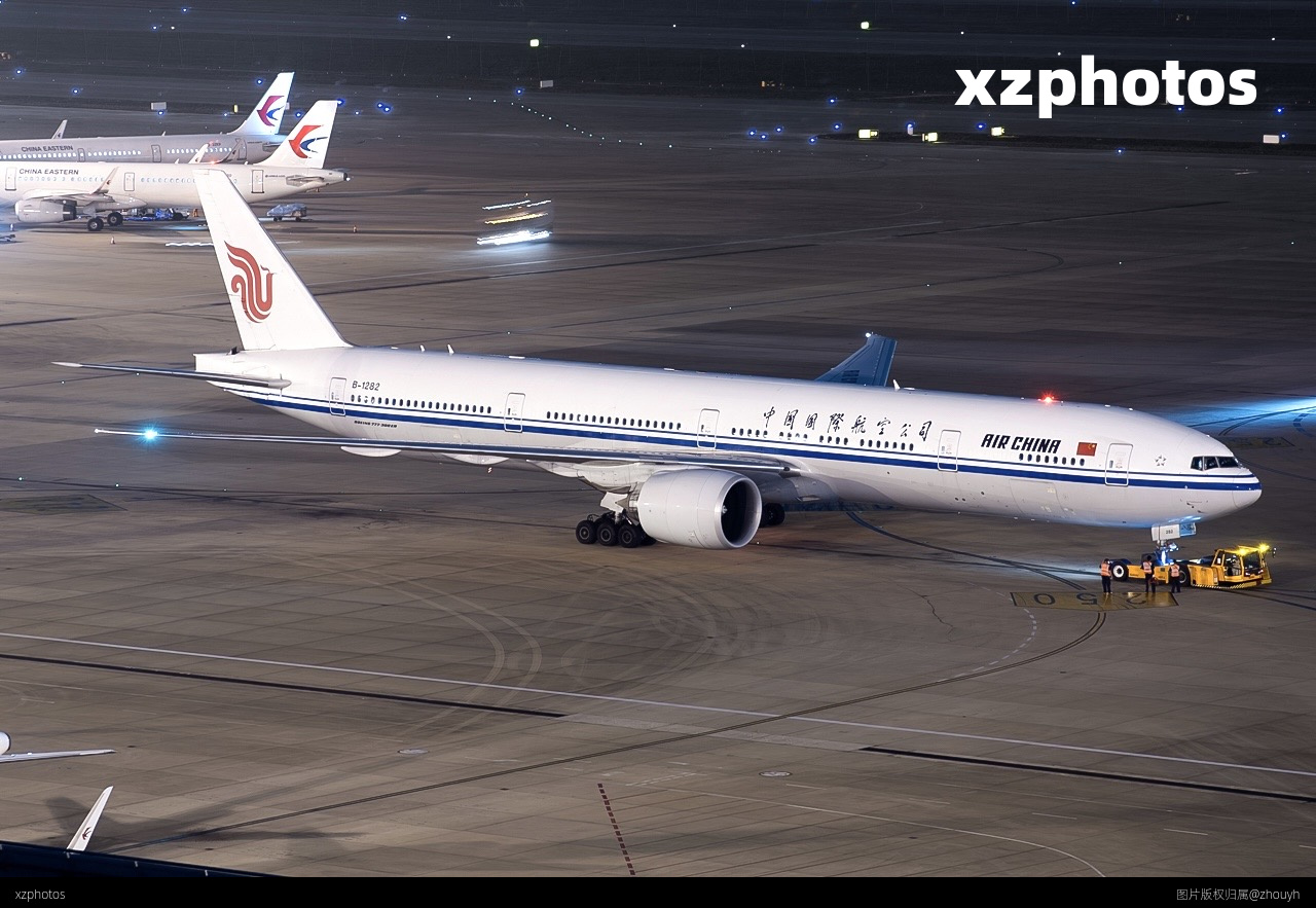 国航777