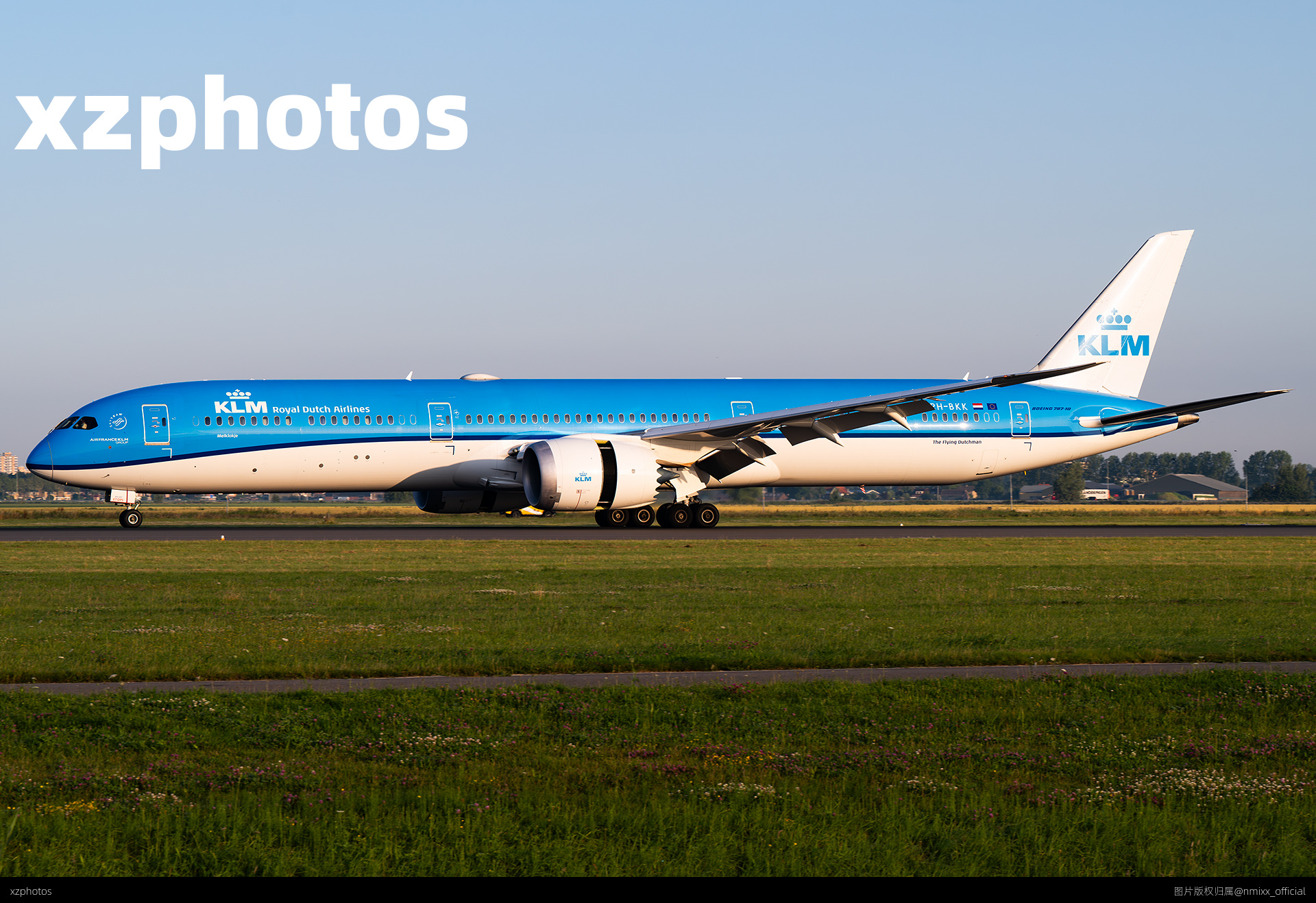 PH-BKK