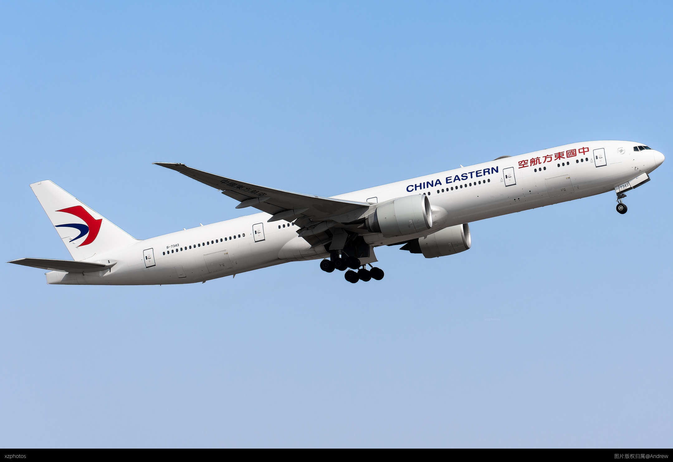 东航777