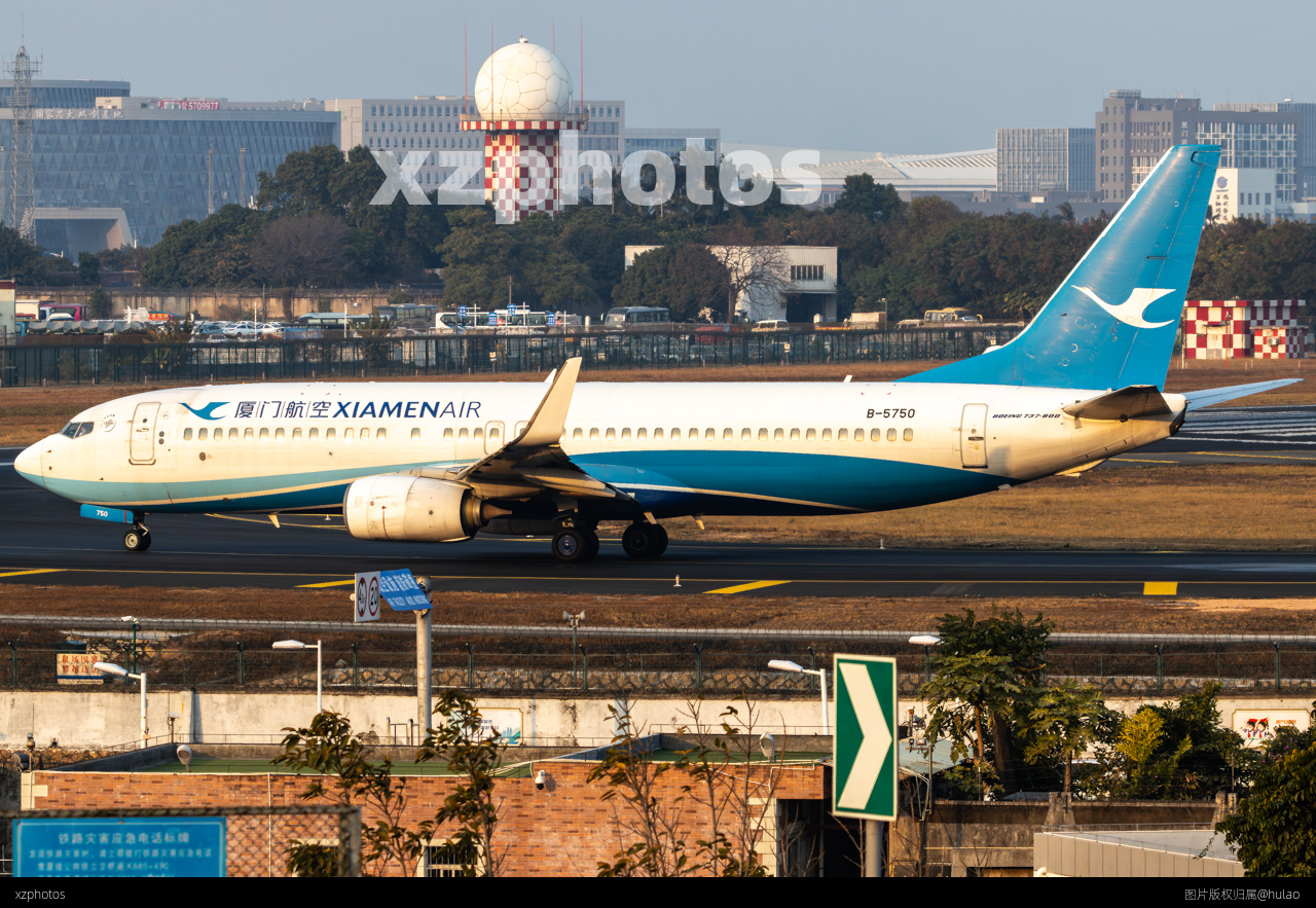 黄金光厦门航空738/B-5750