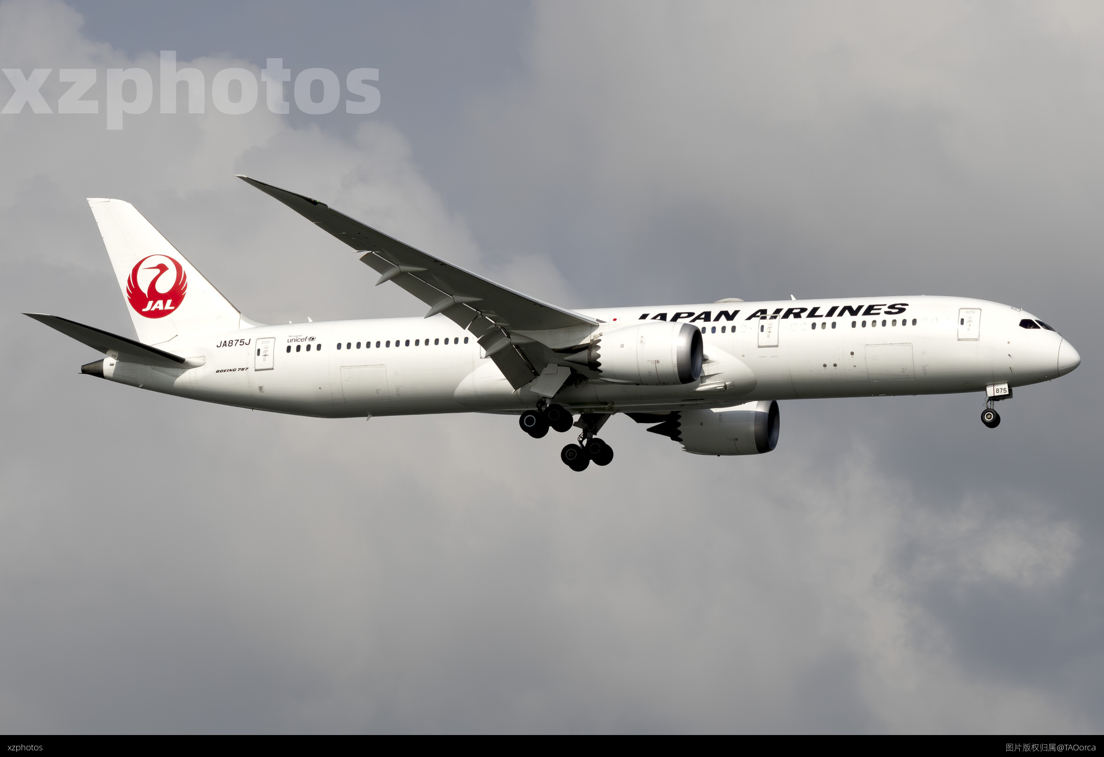 JA875J