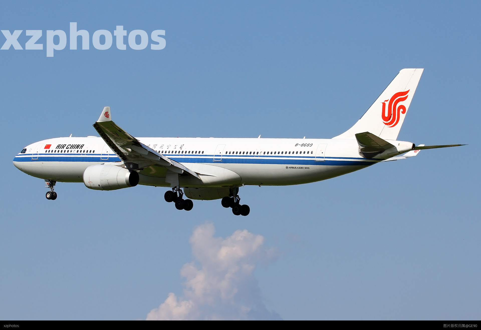 B-8689