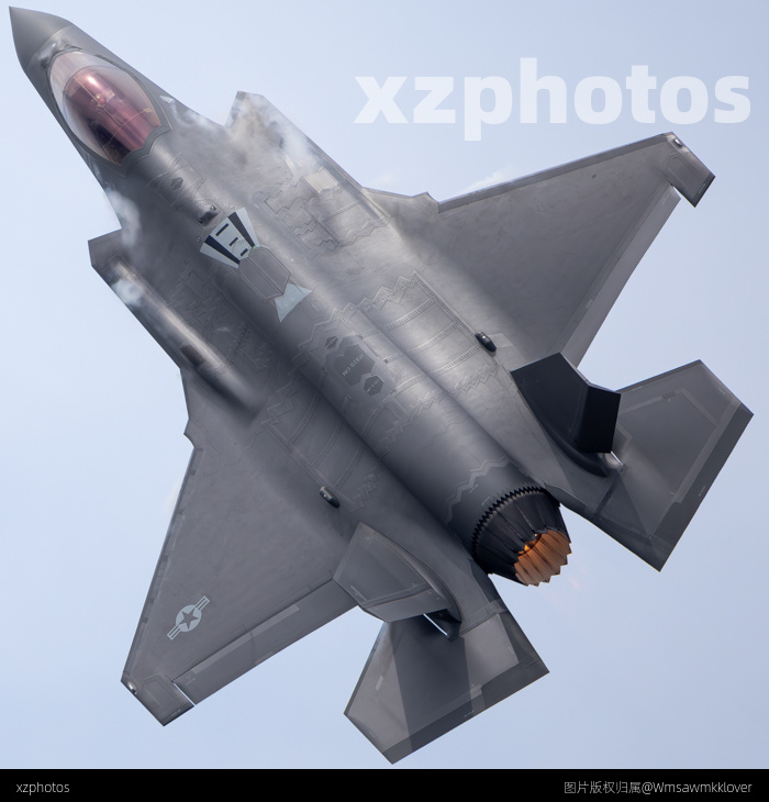 F35