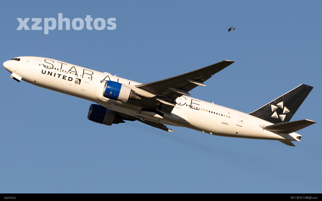 N218UA