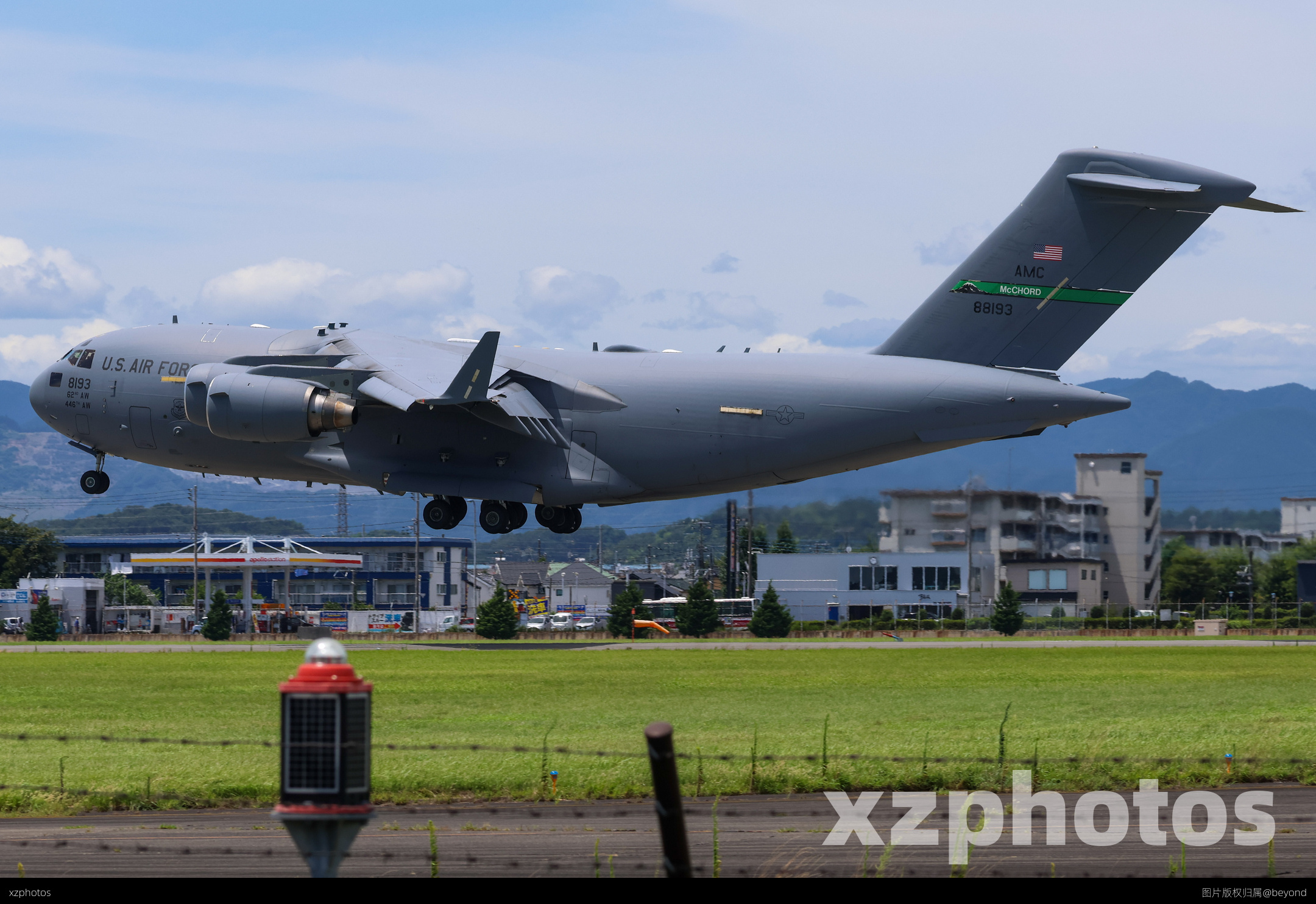 C17