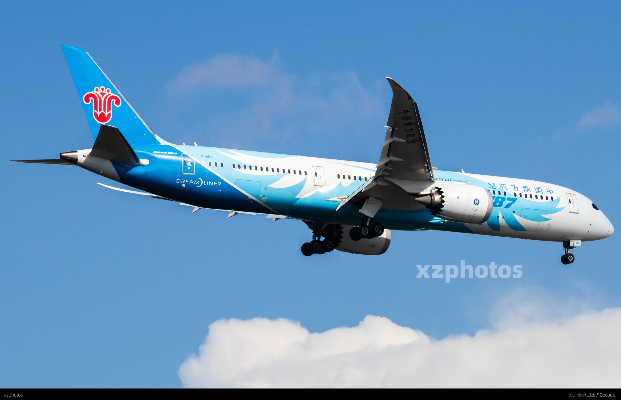 B787