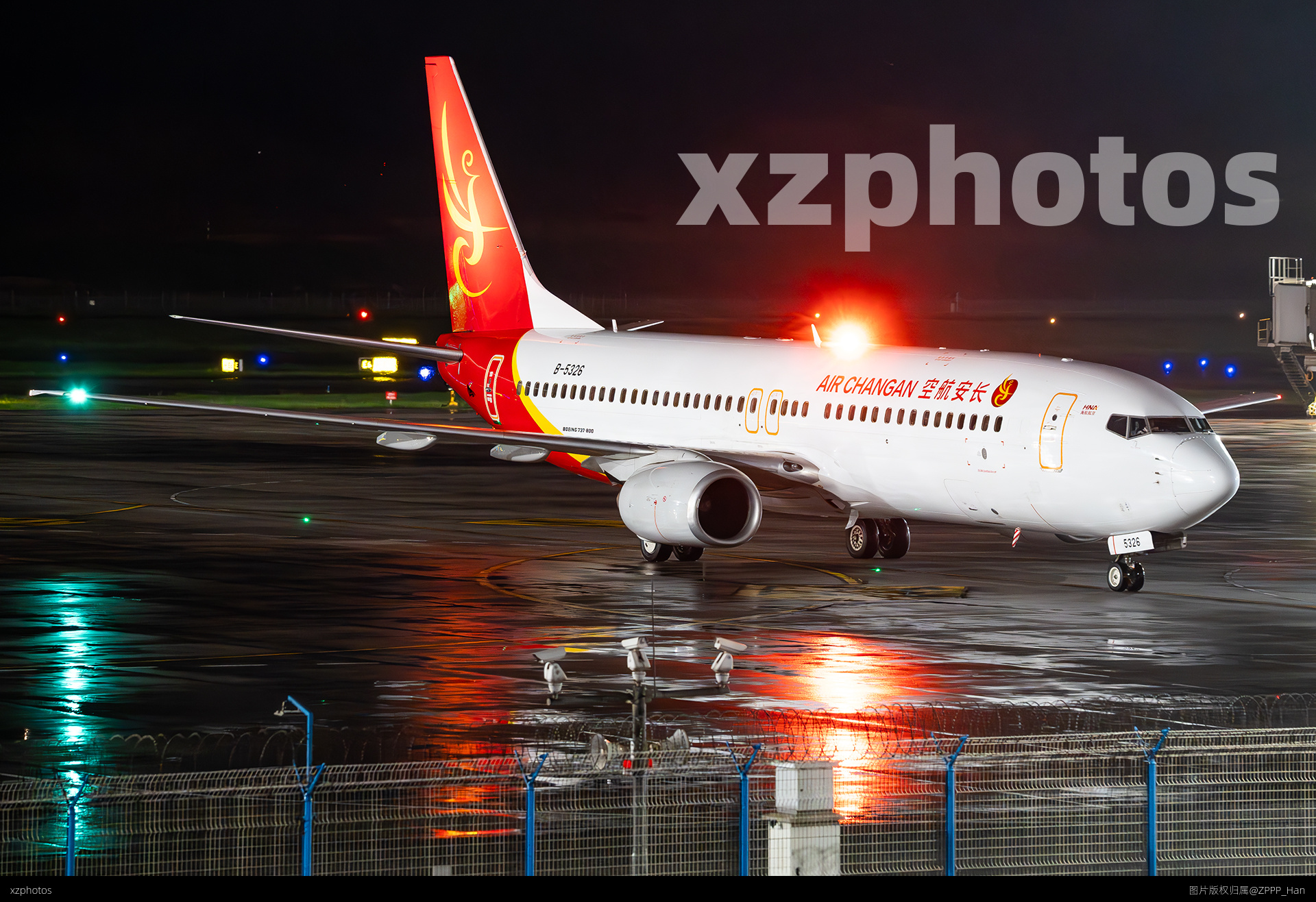 738滑入