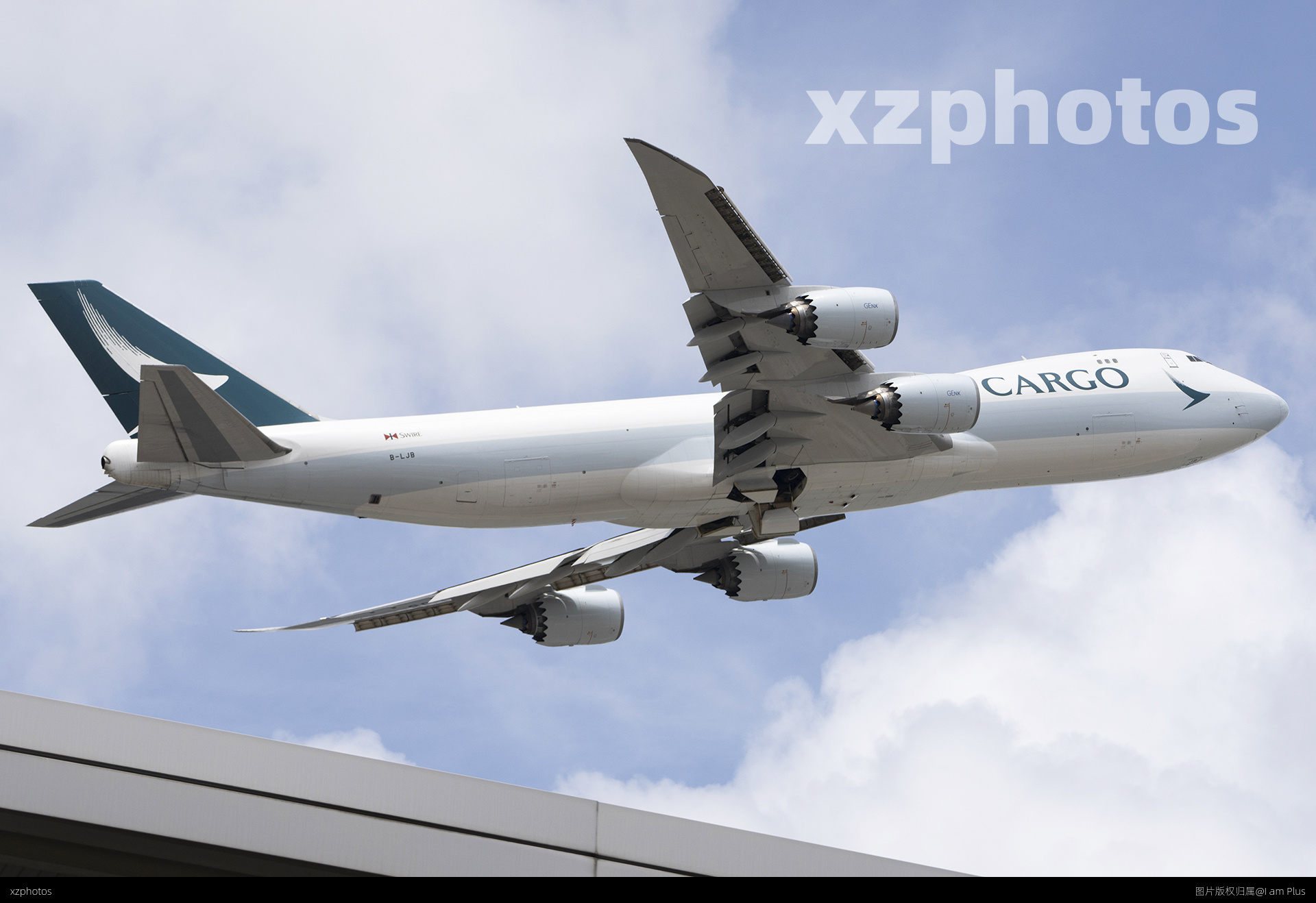 CX748F