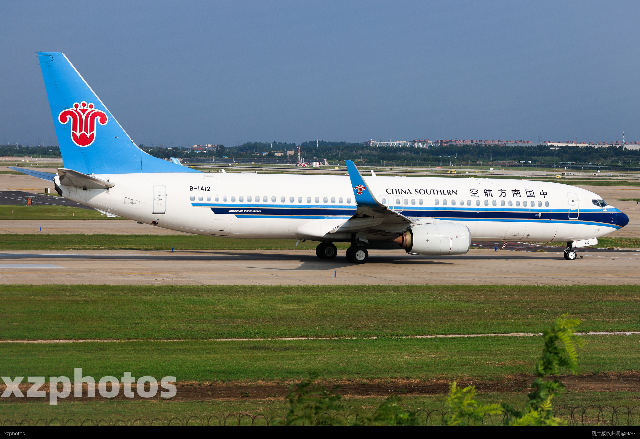 738