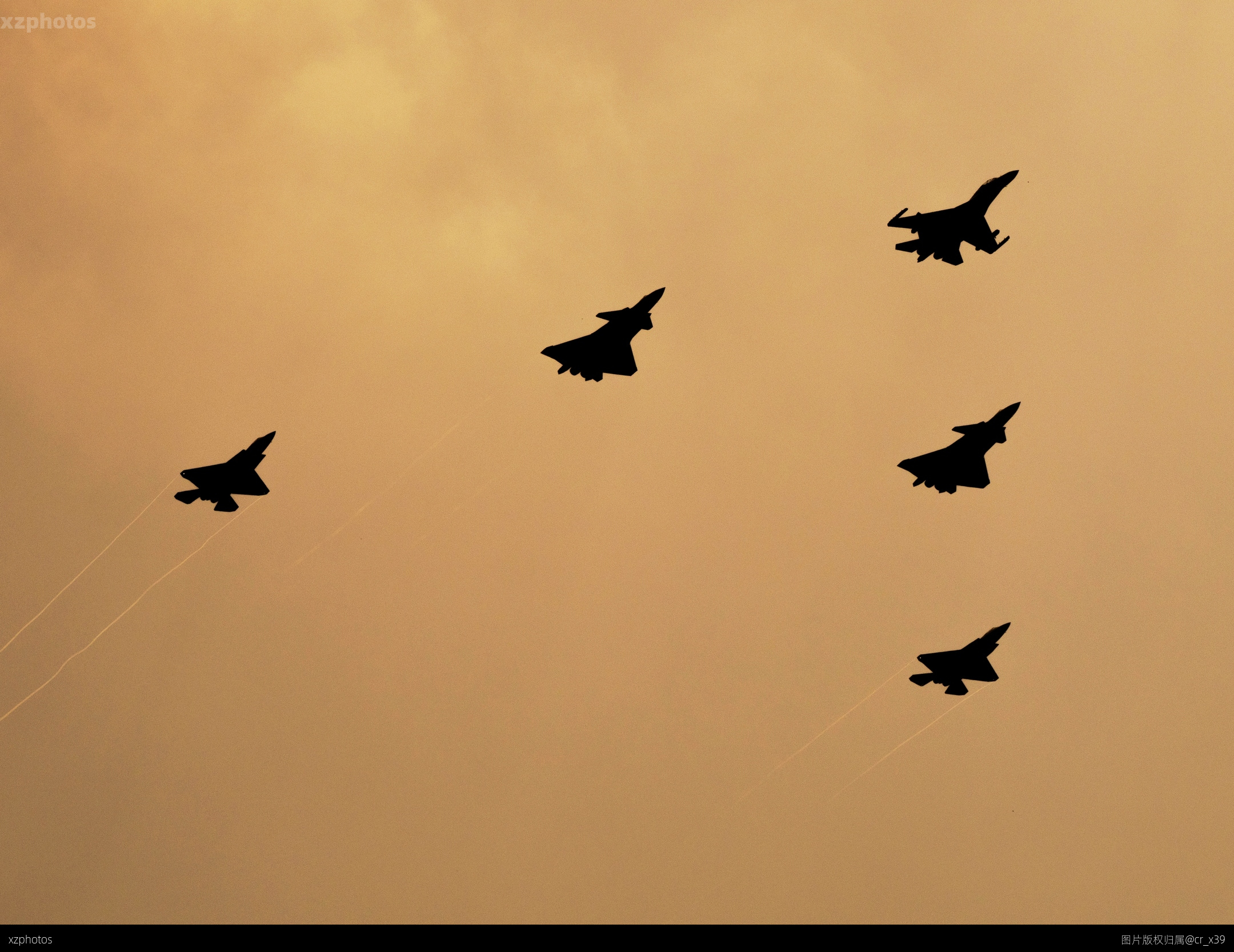 鹰击长空