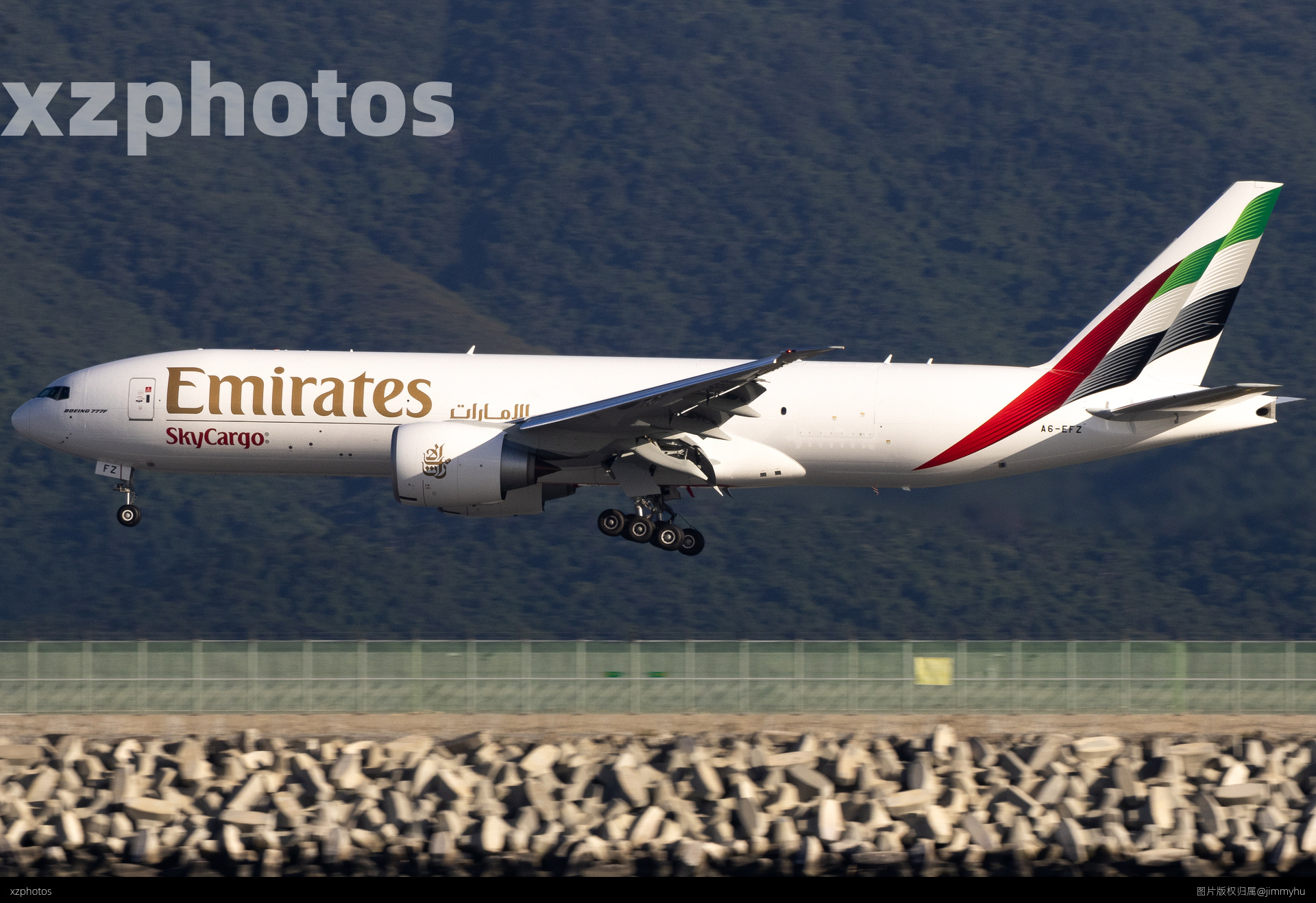 A6-EFZ