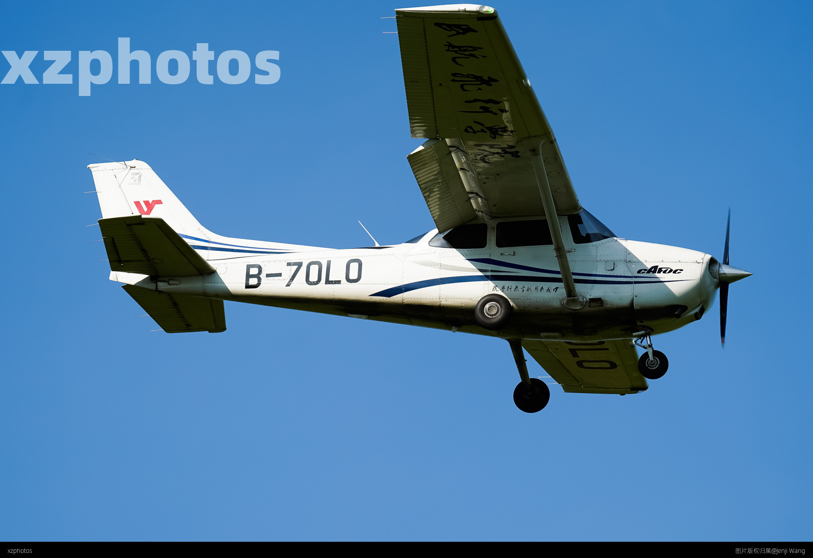 B-70L0