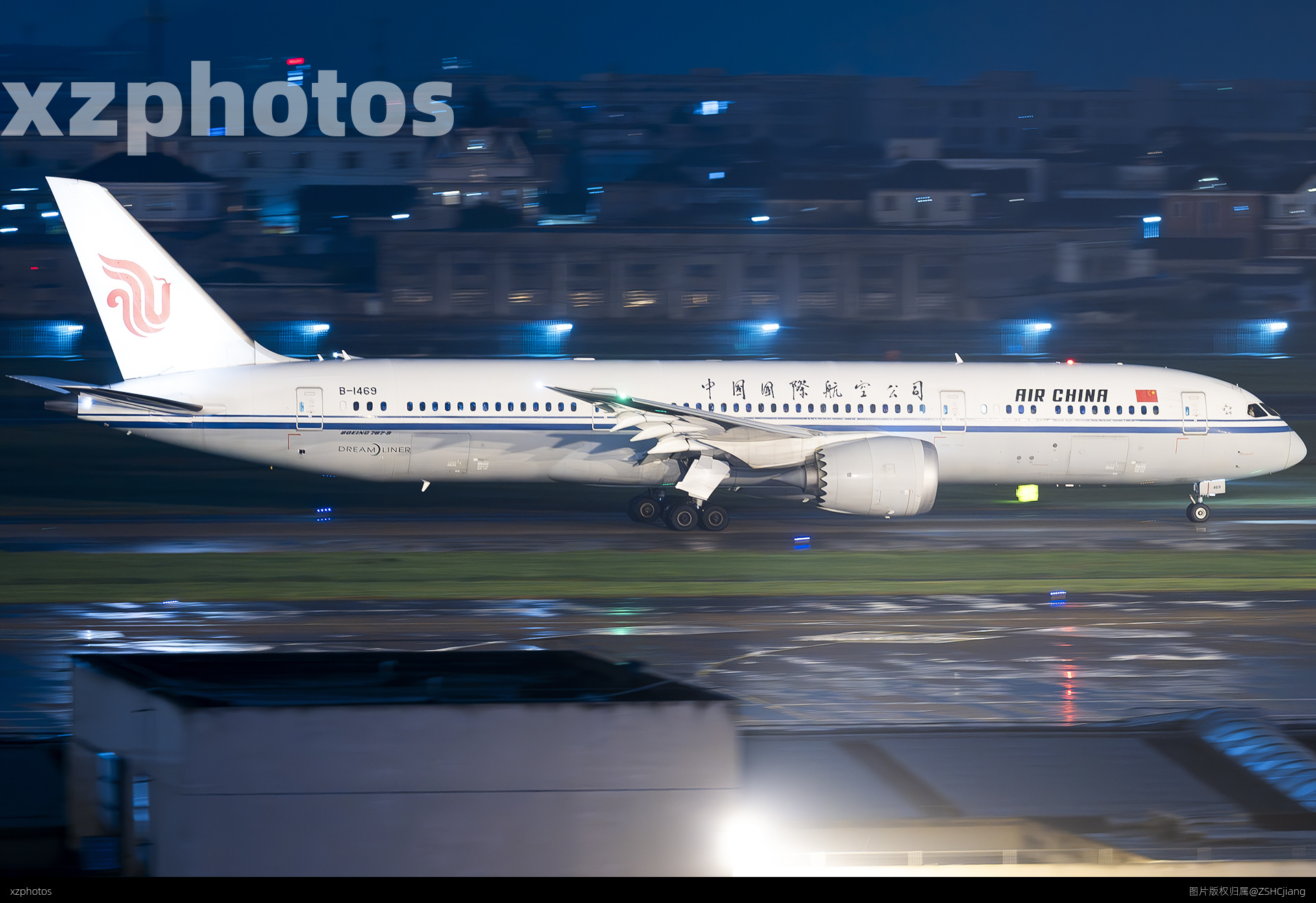 787