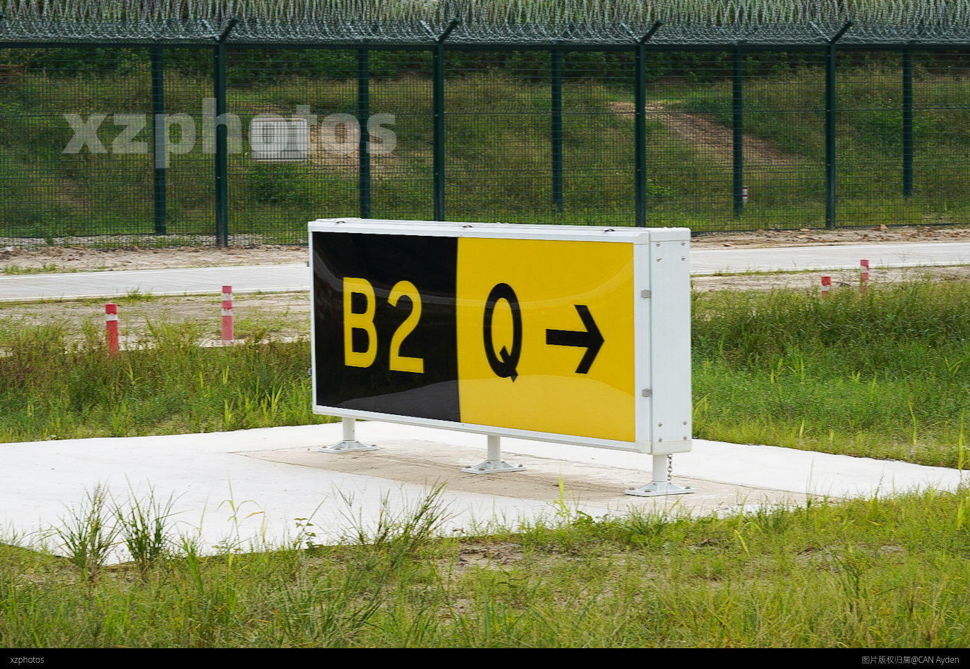 B2指示牌