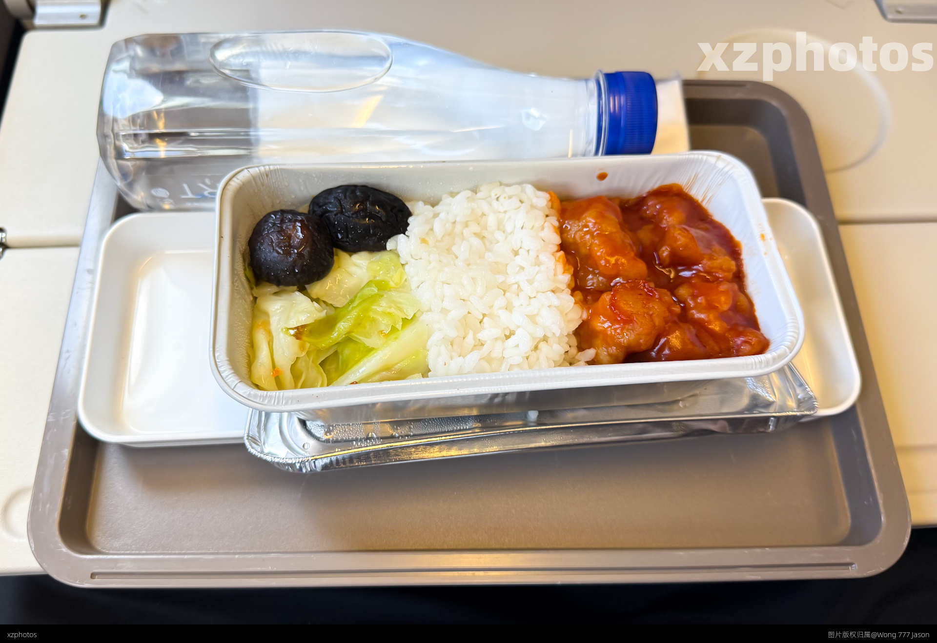 CX973厦门飞香港 经济舱餐食