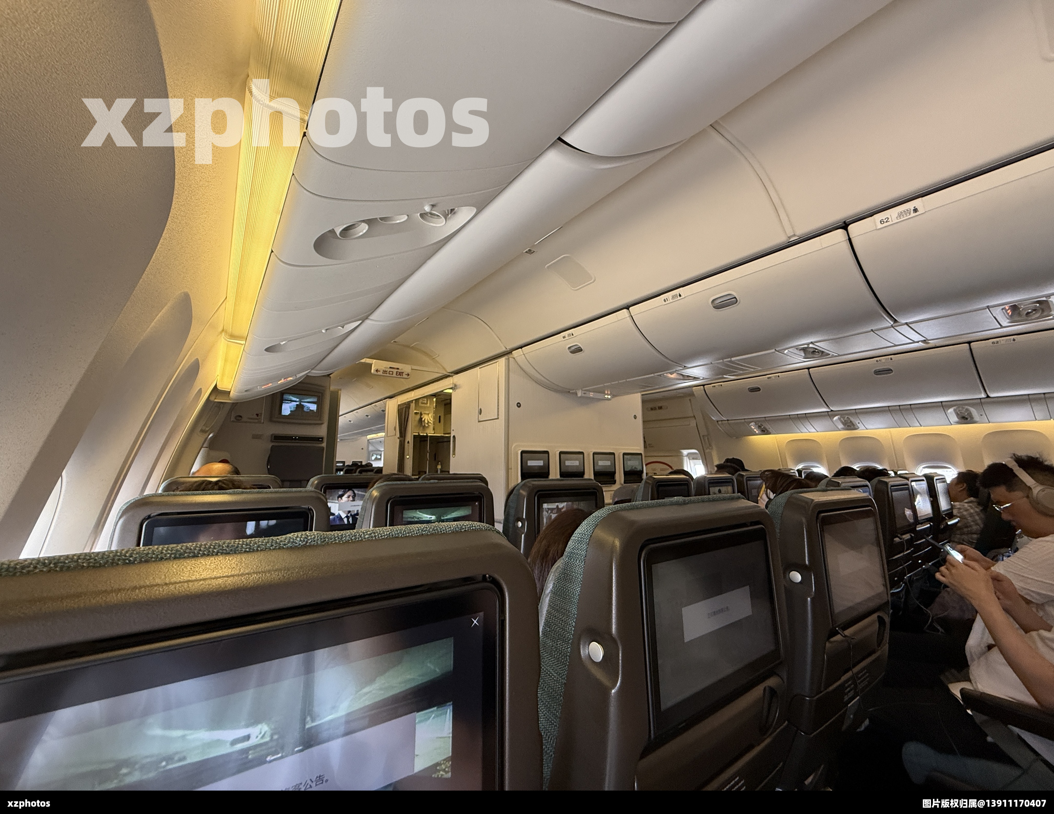 国泰777客舱