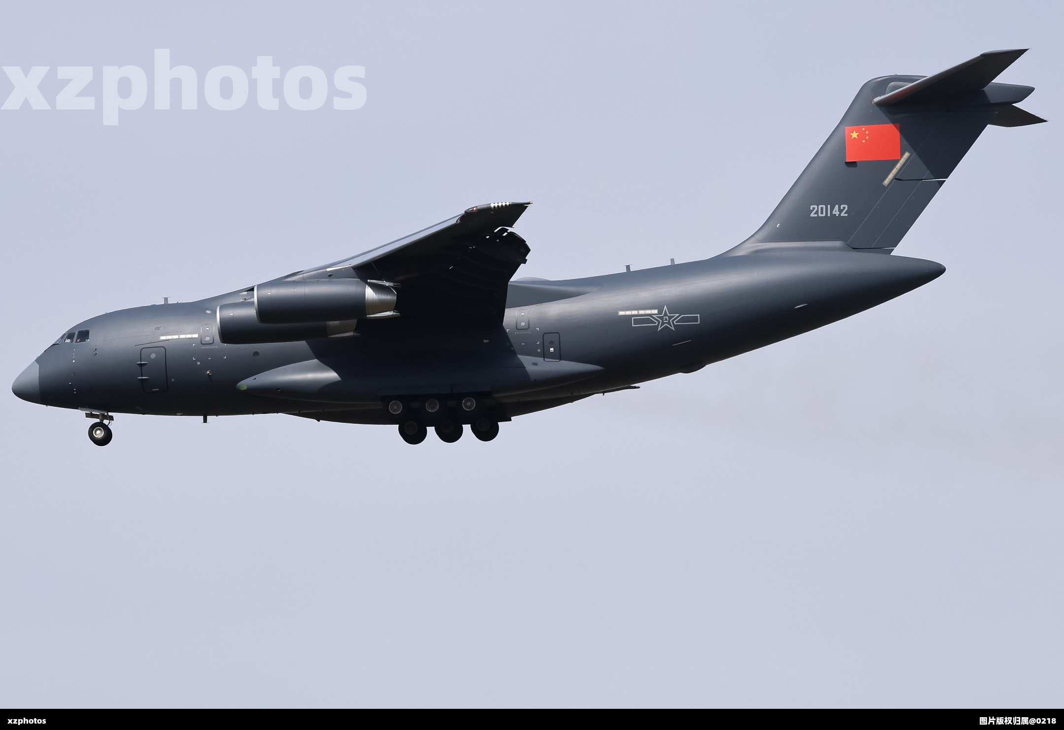 沈阳桃仙国际机场降落空军Y-20