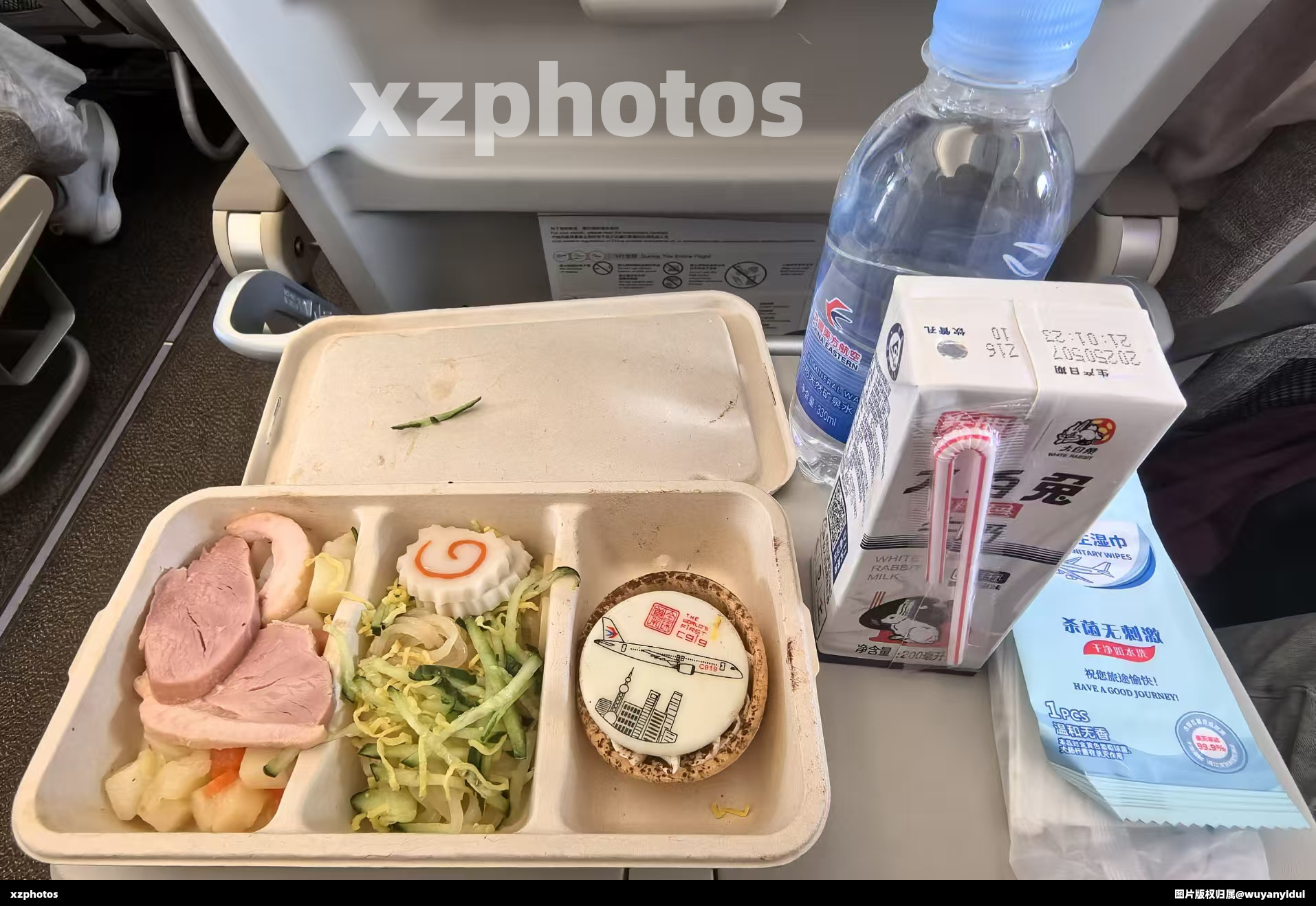 C919厦门首航餐食