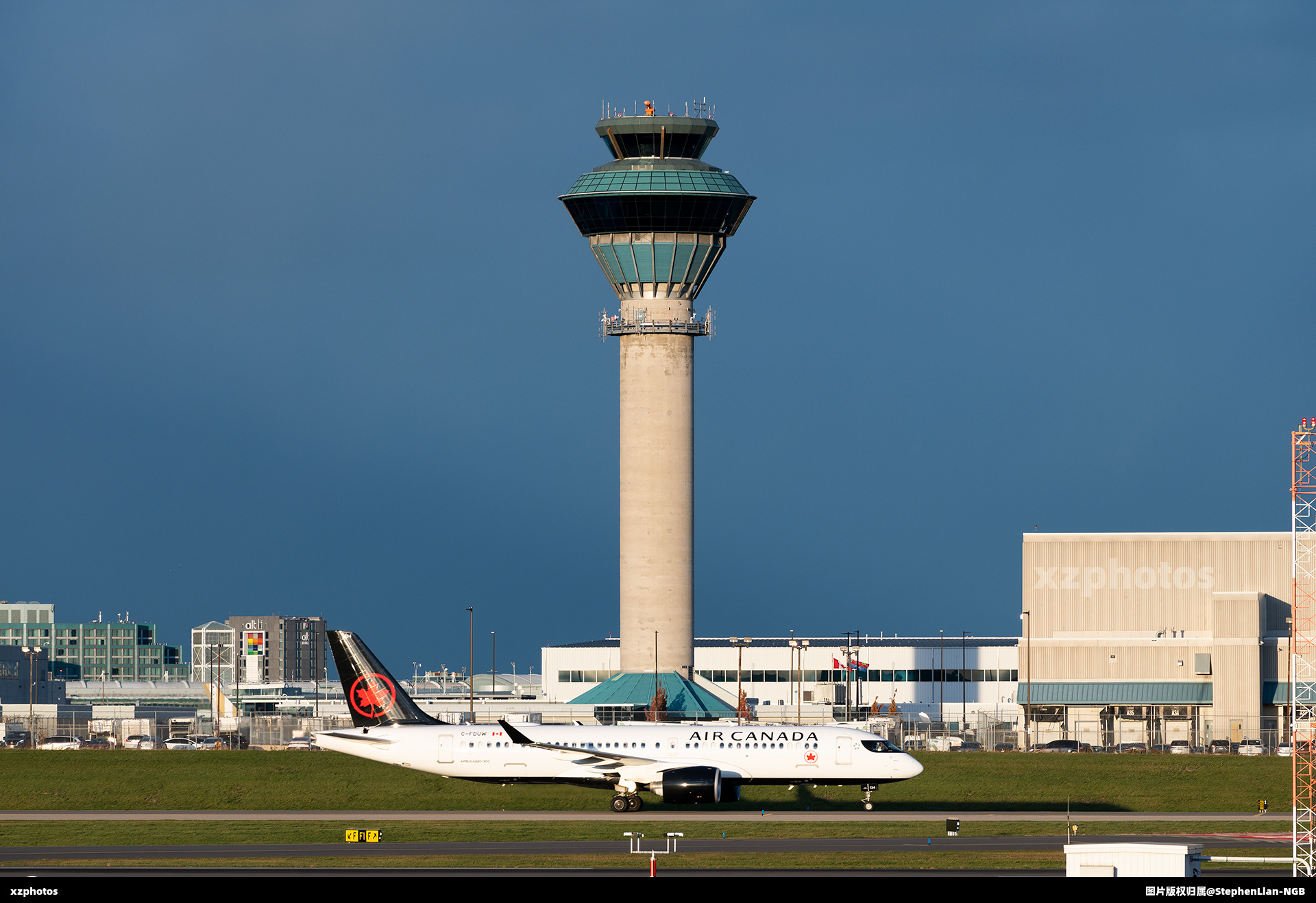 多伦多机场塔台