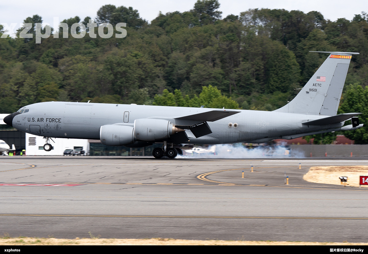 Kc135