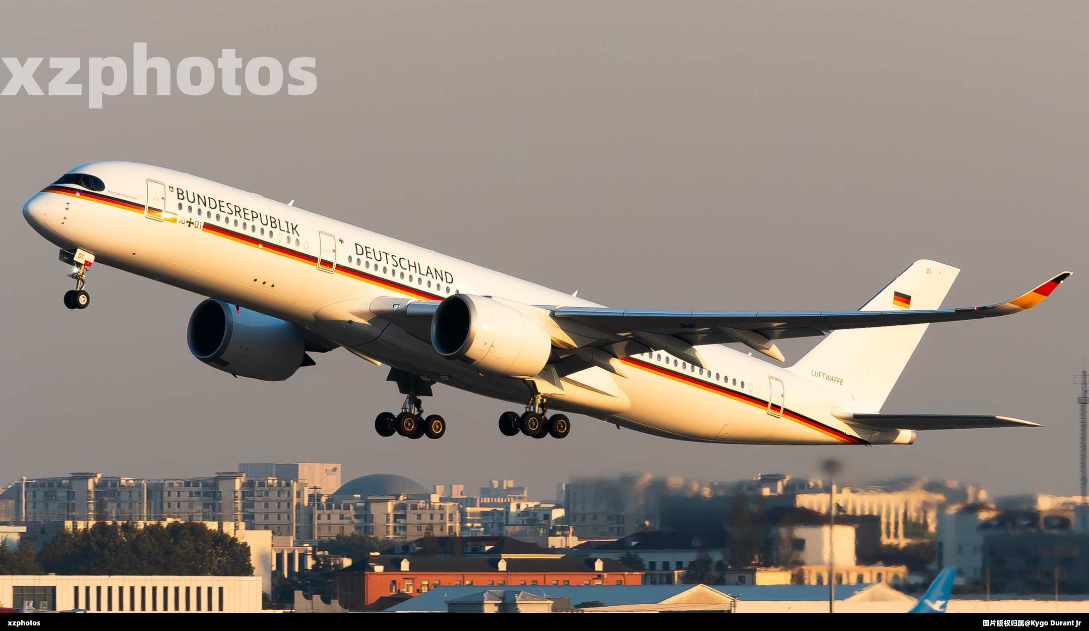 德国政府专机拉起