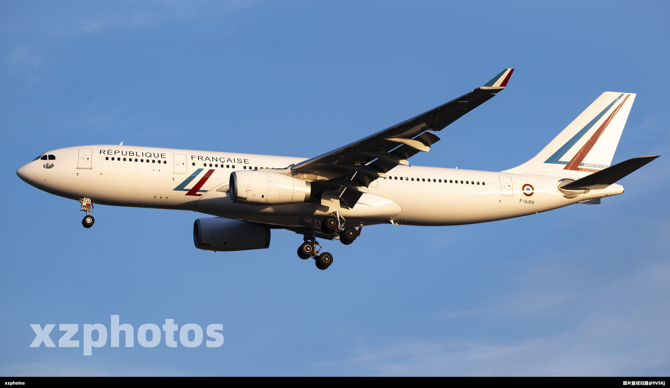 法国总统先遣专机