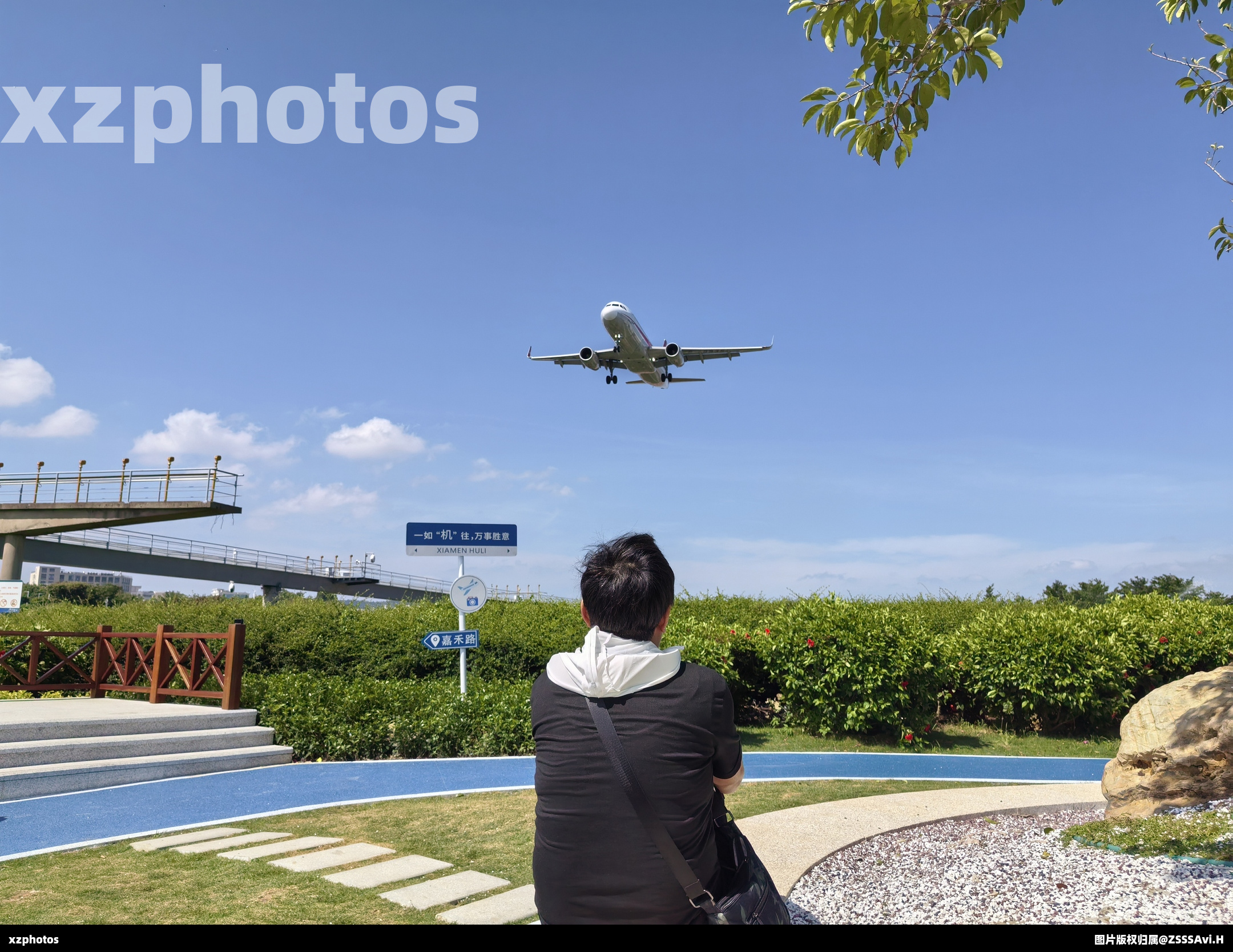 在XMN看飞机的老百姓