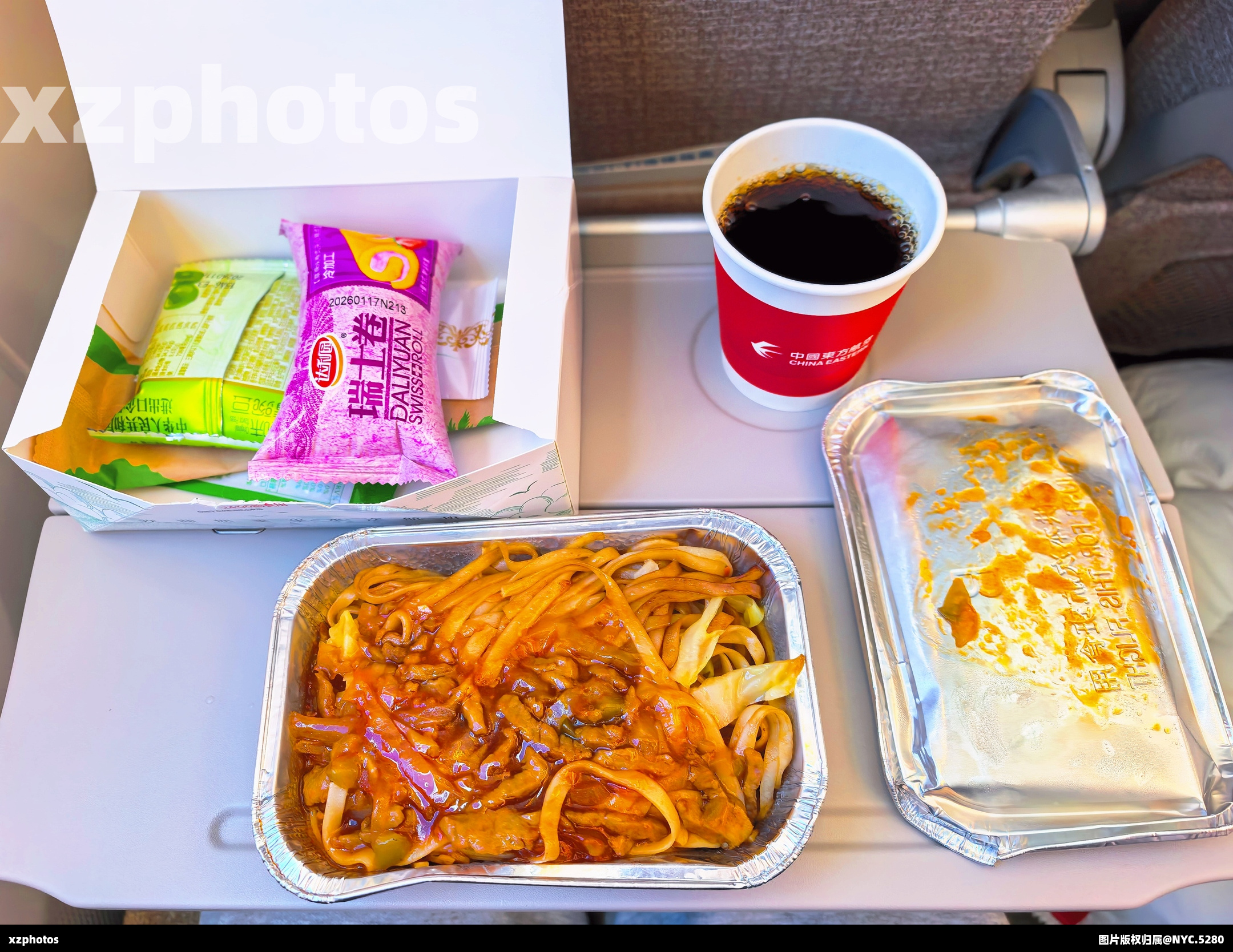 MU5384三亚-上海经济舱餐食