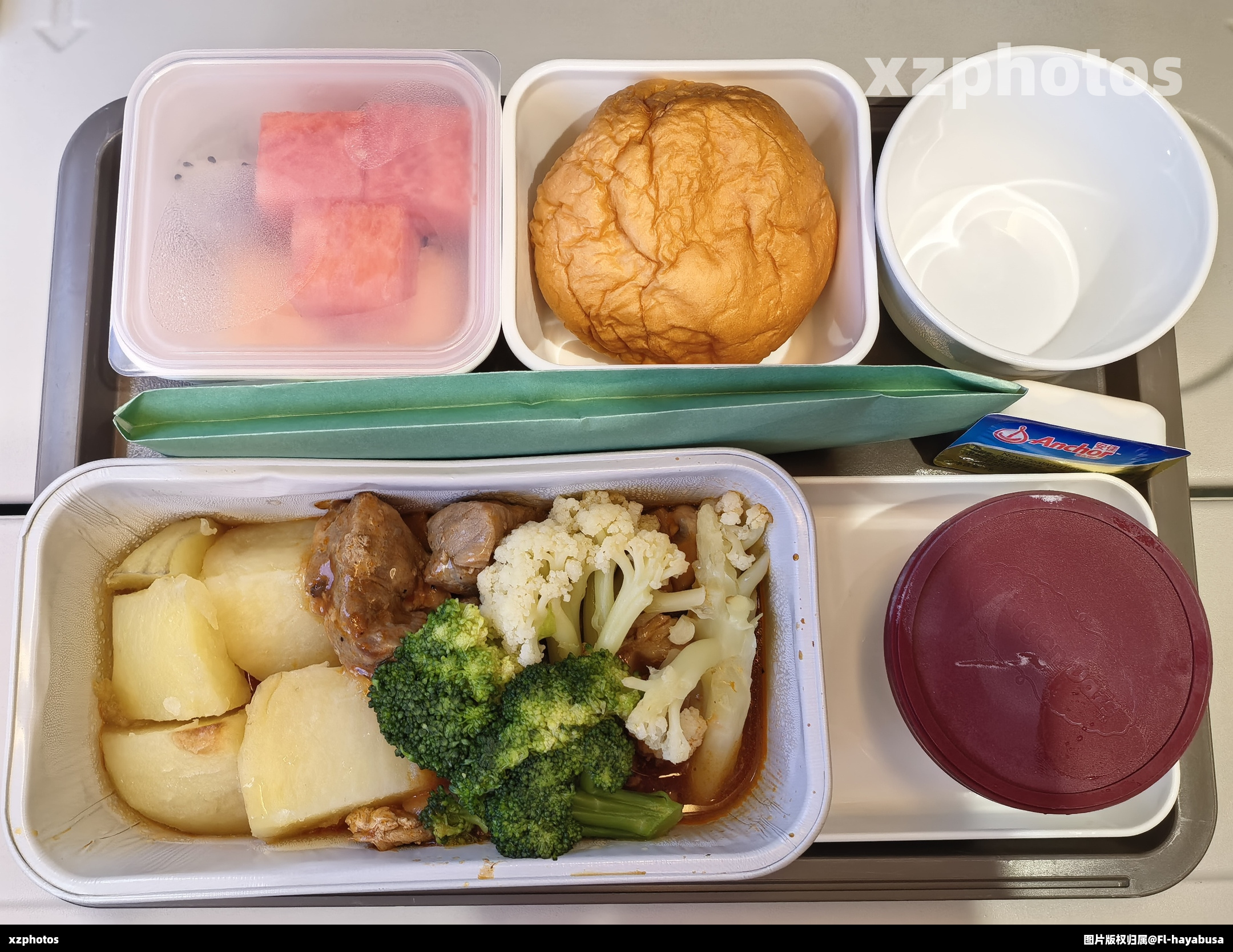 CX349 上海虹桥-香港 经济舱餐食