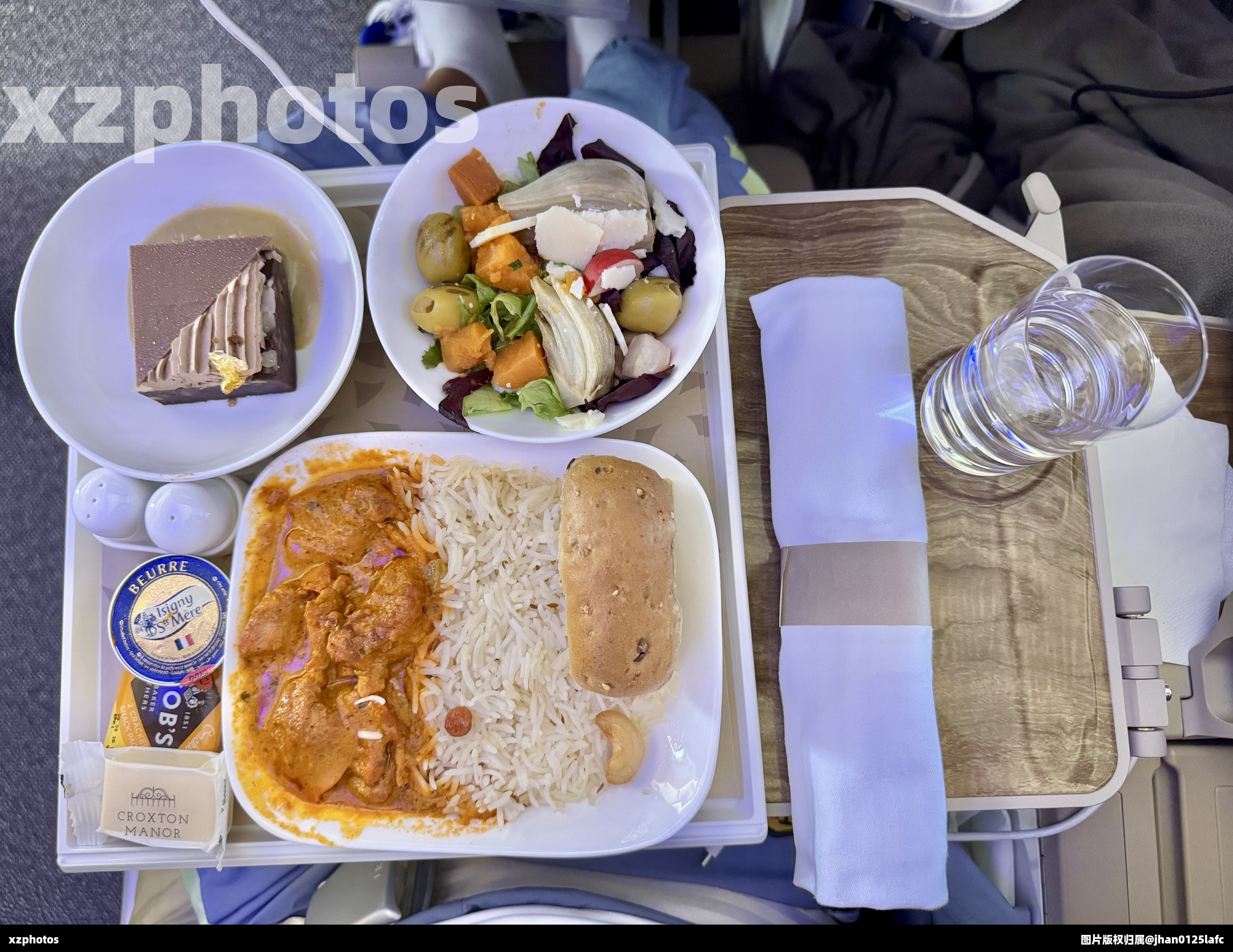 EK209迪拜-雅典超经餐食